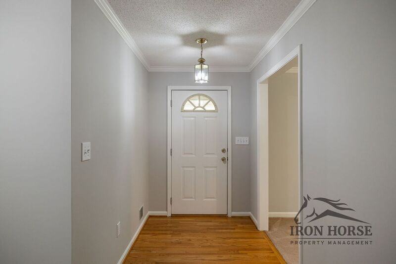 8671 Macon Hwy - Photo 4 of 41