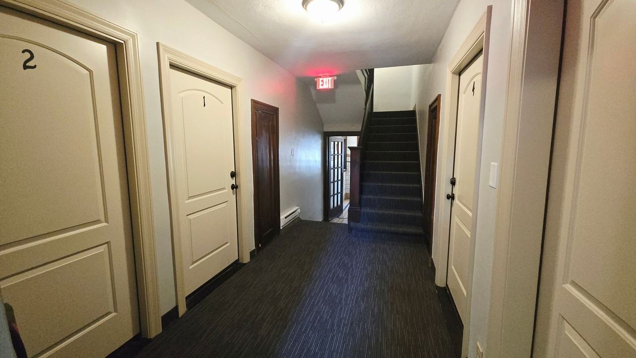 1416 E State St Apartments - Photo 2 of 38