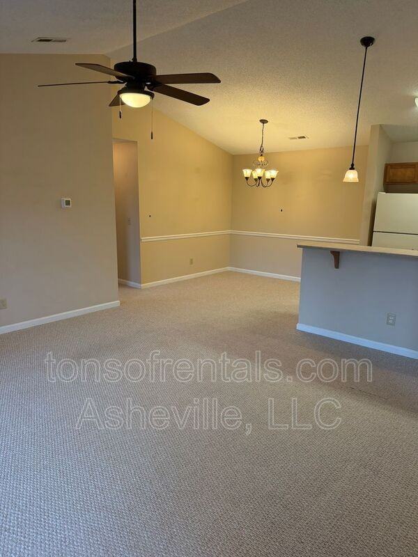 149 Morningside Ln - Photo 4 of 20