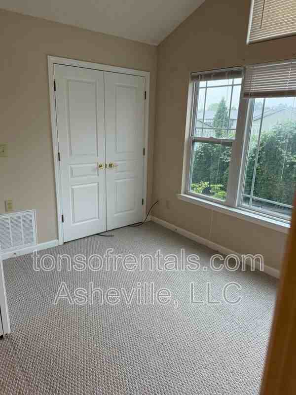 149 Morningside Ln - Photo 6 of 20