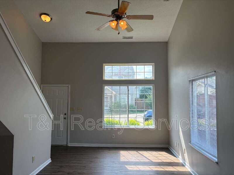 6682 Dunsdin Dr - Photo 4 of 25