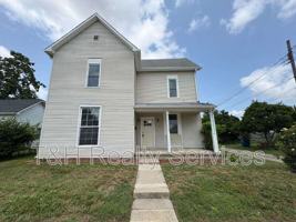 featured image of 604 W Fourth St