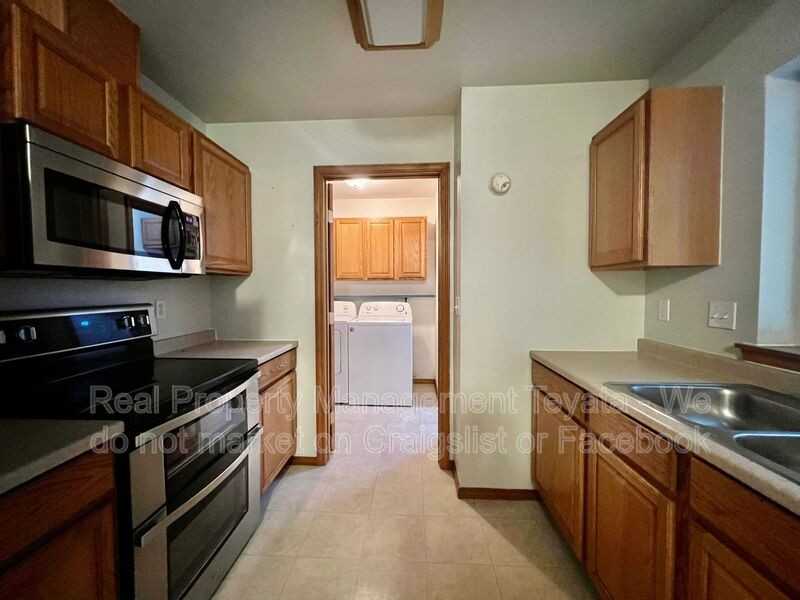 450 W Alder Dr - Photo 6 of 20