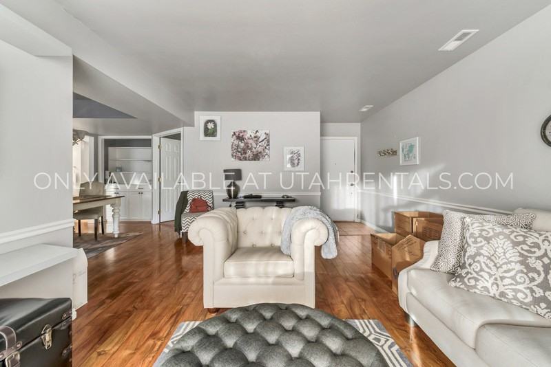5761 S Waterbury Cir #I - Photo 2 of 18