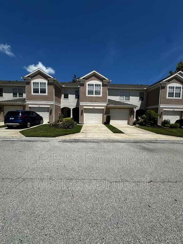 606 Cruz Bay Cir - Photo 2 of 40
