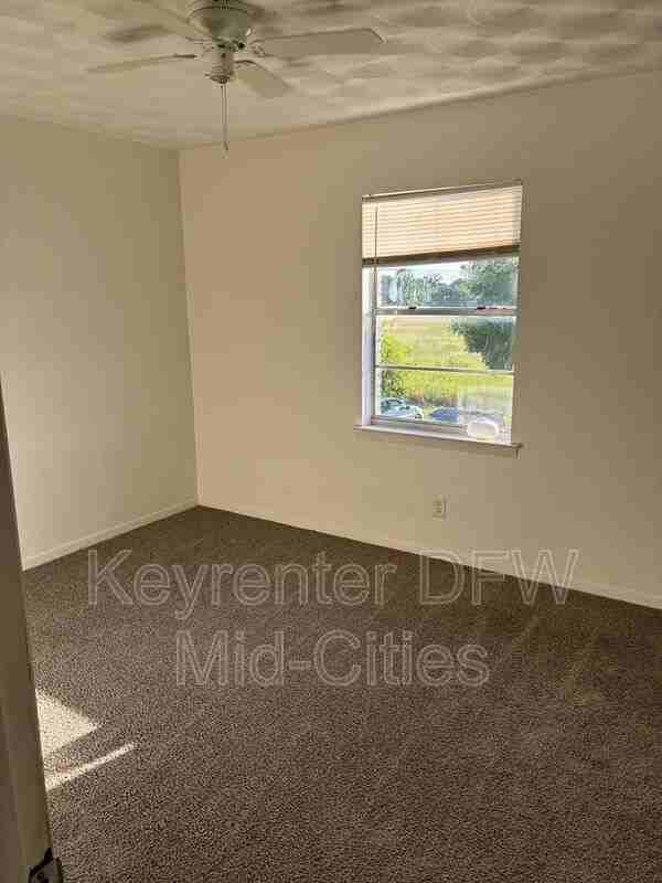 1117 Franklin St #04 - Photo 3 of 7