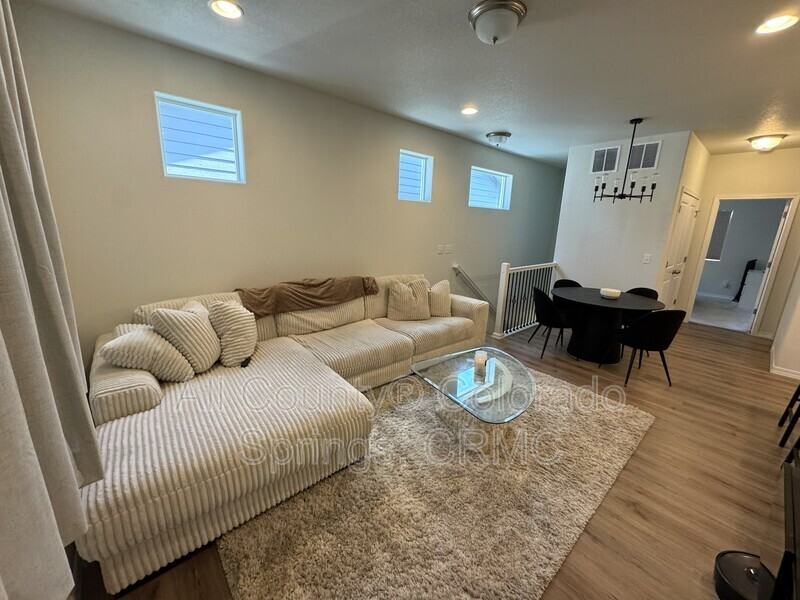 7421 Marbled Wood Pt - Photo 2 of 19