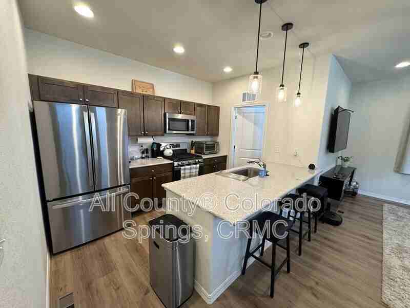 7421 Marbled Wood Pt - Photo 5 of 19