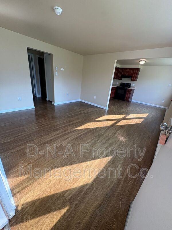 106 Madison St #G2 - Photo 2 of 7