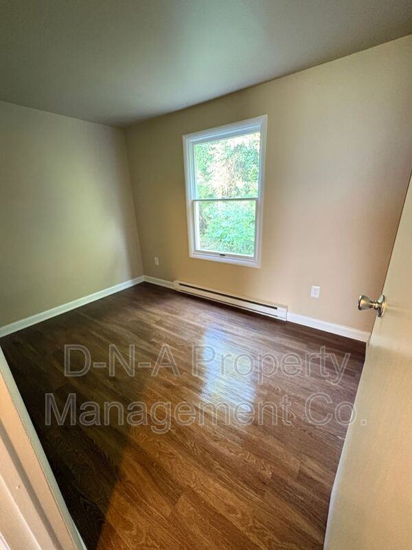 106 Madison St #G2 - Photo 4 of 7