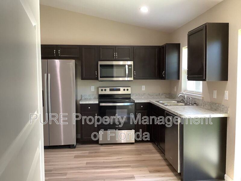 2945 Swcourt - Photo 7 of 22