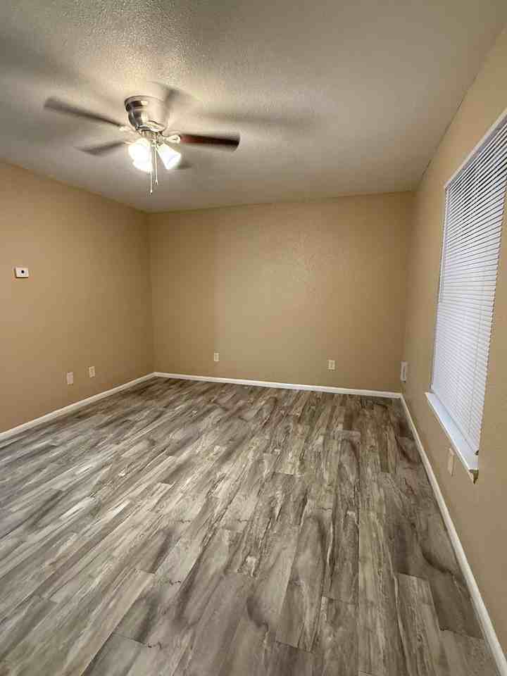 seven10 South Apartments - Photo 2 of 18