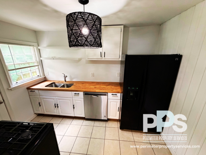 2940 Harlan Dr - Photo 2 of 19