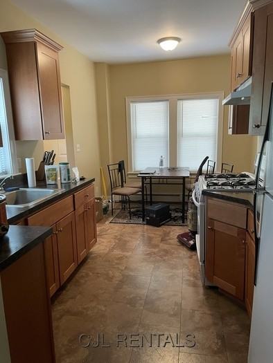 93 Ash St #1 - Photo 4 of 18