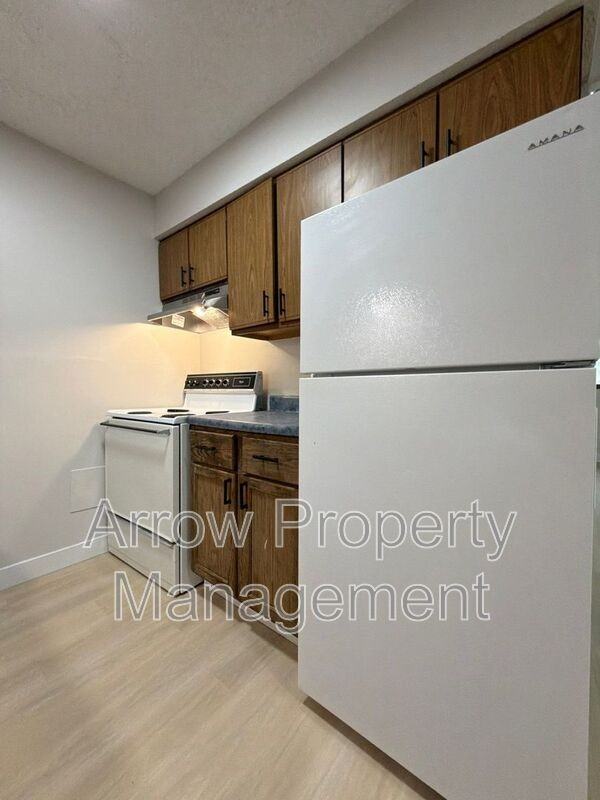 2323 T St #3 - Photo 4 of 15
