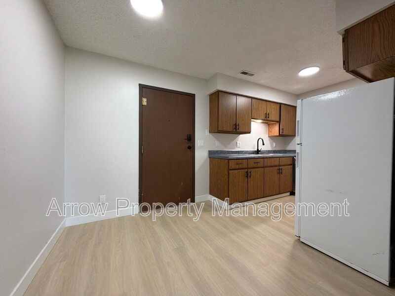 2323 T St #3 - Photo 5 of 15