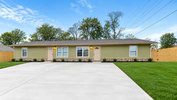 featured image of 806 806 - 1095 N Brook Drive