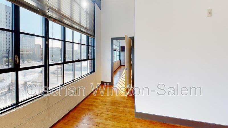 101 E 6th St #402 - Photo 4 of 7
