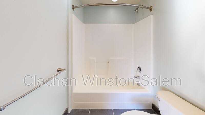 101 E 6th St #402 - Photo 6 of 7