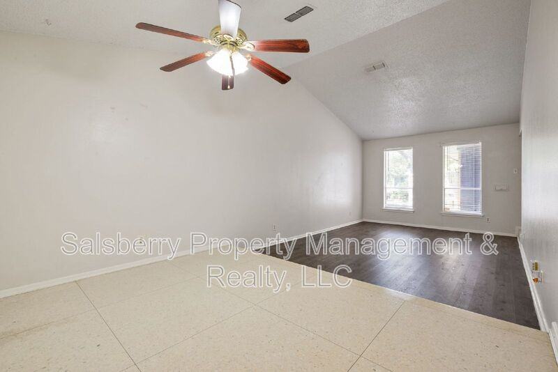 4913 Westlake Dr - Photo 6 of 22