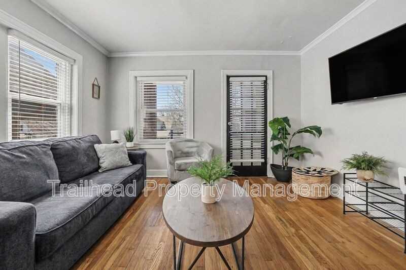 4015 Charlotte St #1S - Photo 2 of 14