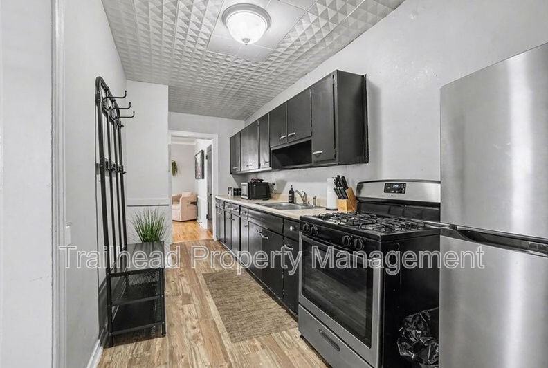 4015 Charlotte St #1S - Photo 5 of 14