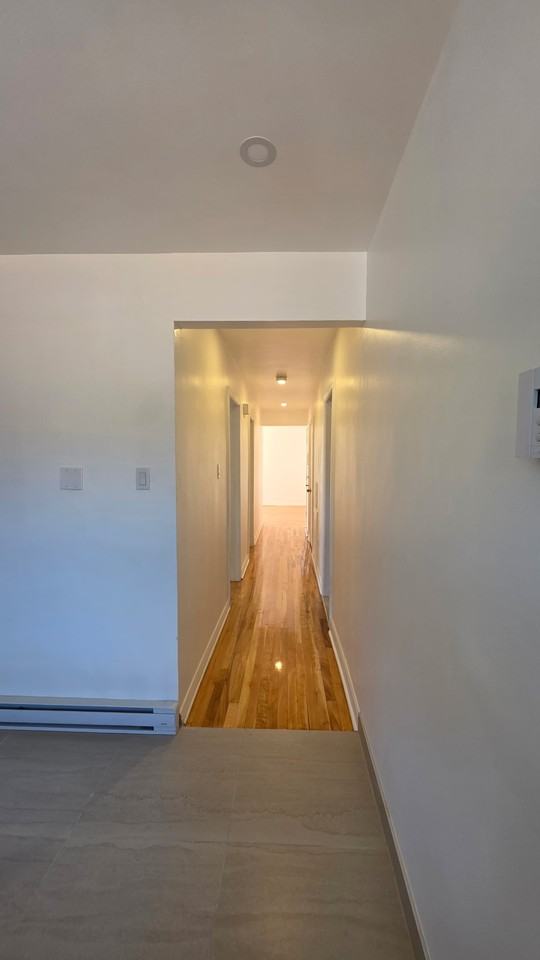 7437 Rue de Côme - Photo 4 of 14