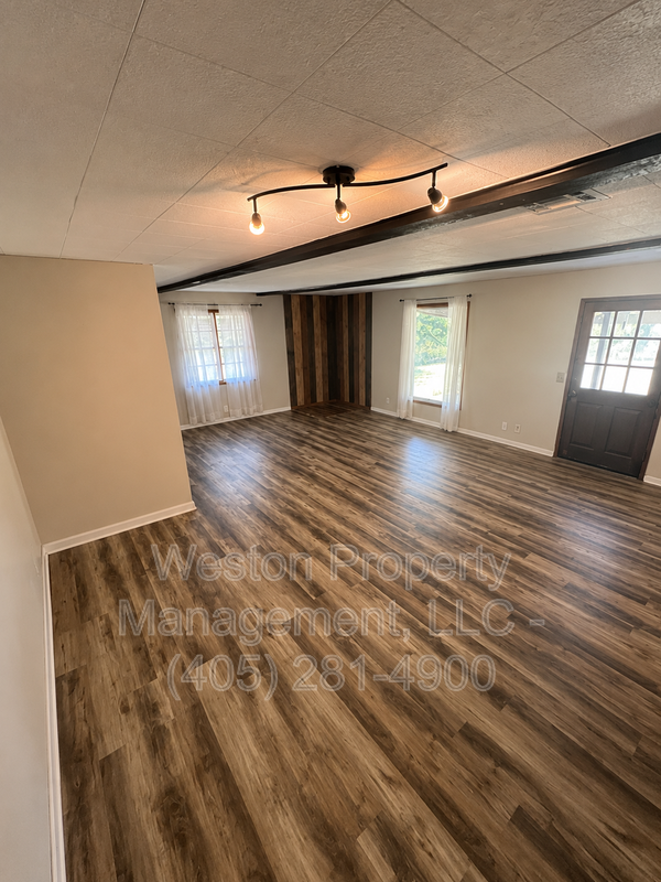1316 S Reno Ave - Photo 3 of 18