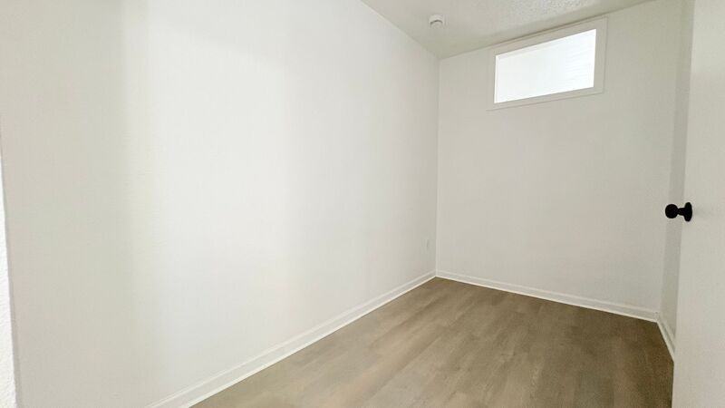 1405 Neil Ln #137 - Photo 5 of 13