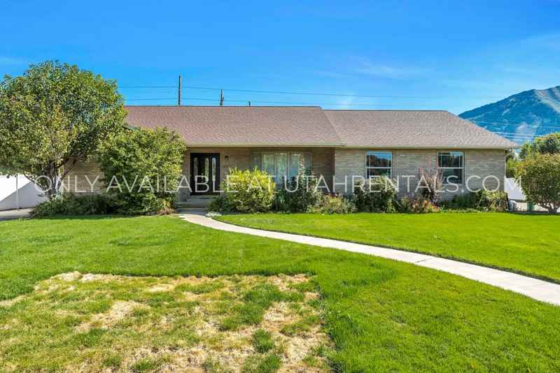 1352 Nw #BS - Photo 3 of 17