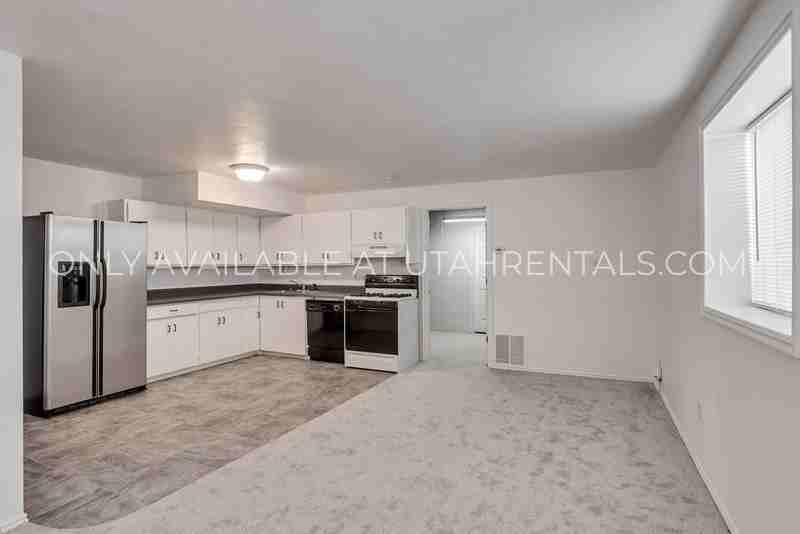 1352 Nw #BS - Photo 7 of 17