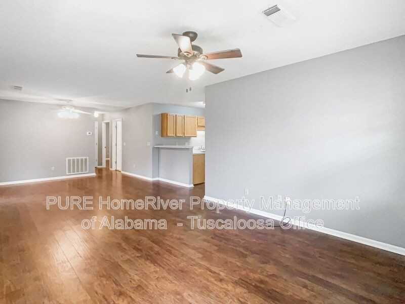 2751 Meadowlark Ln - Photo 2 of 16