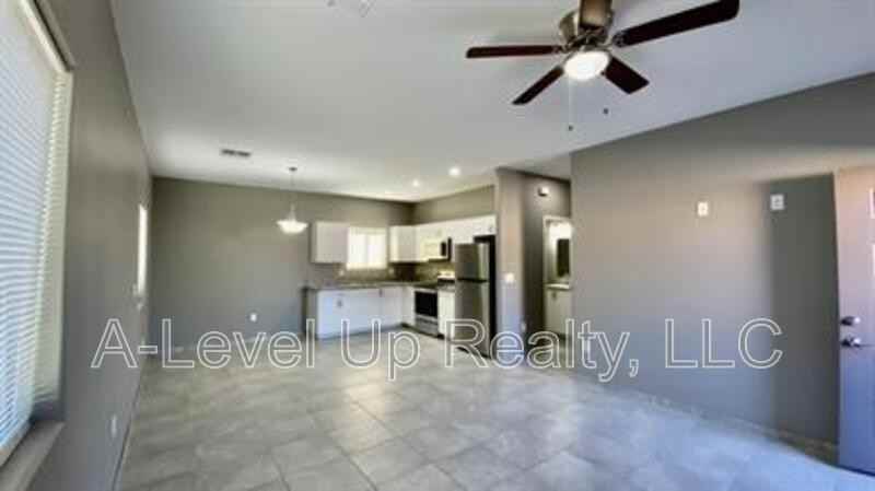 1514 E 28th St #2 - Photo 6 of 18
