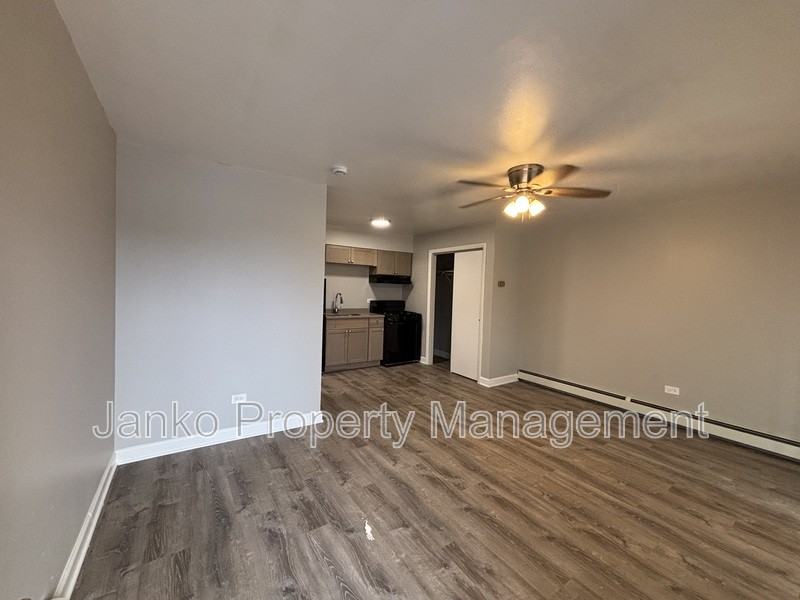 3034 Chicago Rd #4 - Photo 2 of 4