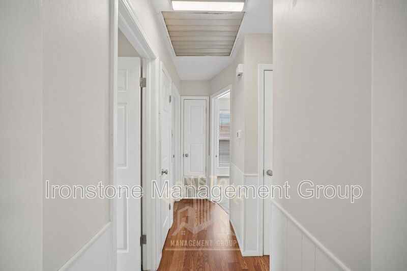 908 W El Paso Pl - Photo 7 of 15