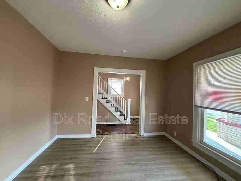 1903 Tytus Ave - Photo 5 of 25