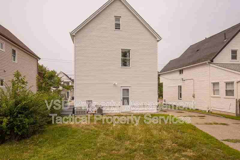4409 Bucyrus Ave #UP - Photo 5 of 21