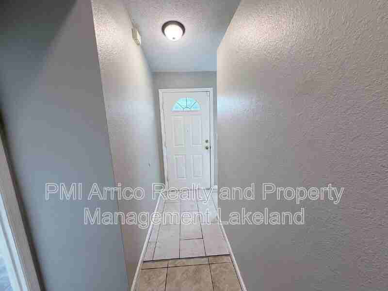 3670 Country Ln - Photo 2 of 18