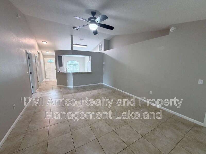 3670 Country Ln - Photo 3 of 18
