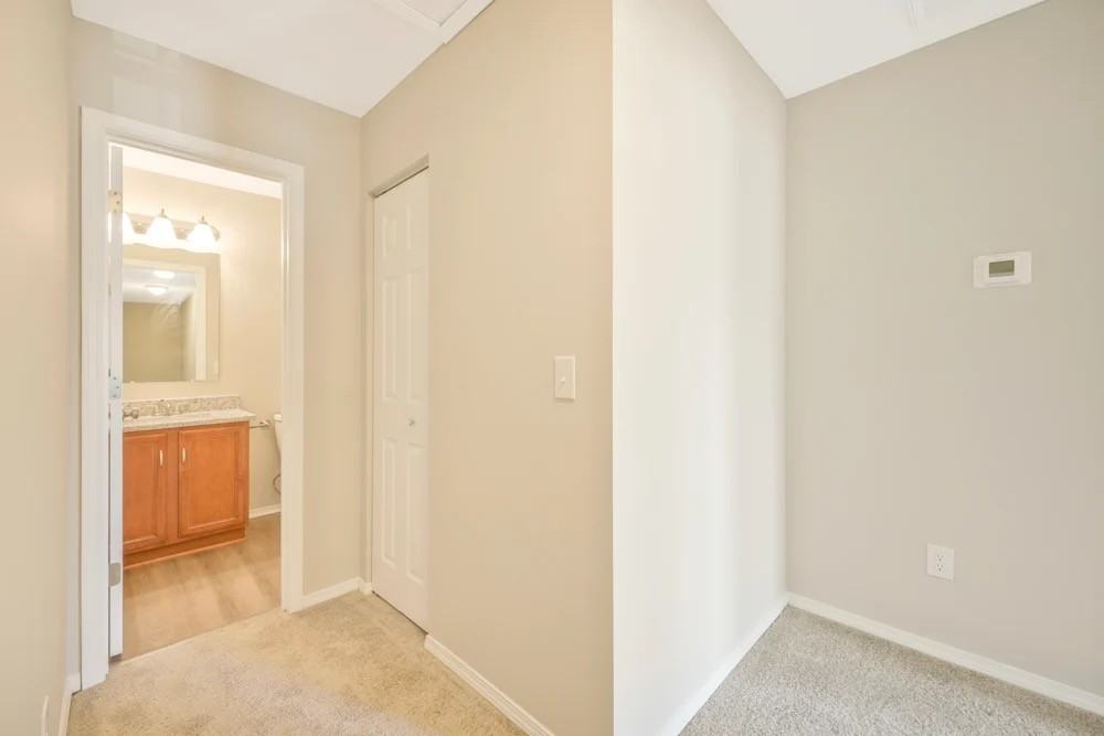2888 Creekbend Drive - Photo 4 of 15