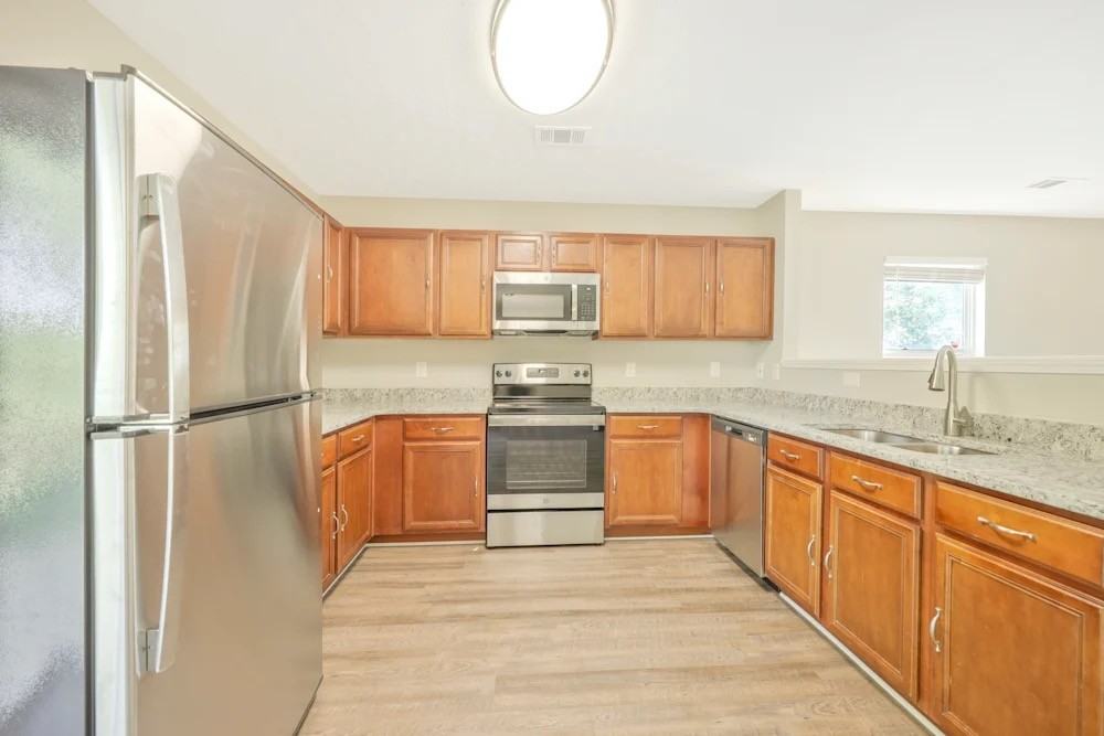 2888 Creekbend Drive - Photo 6 of 15