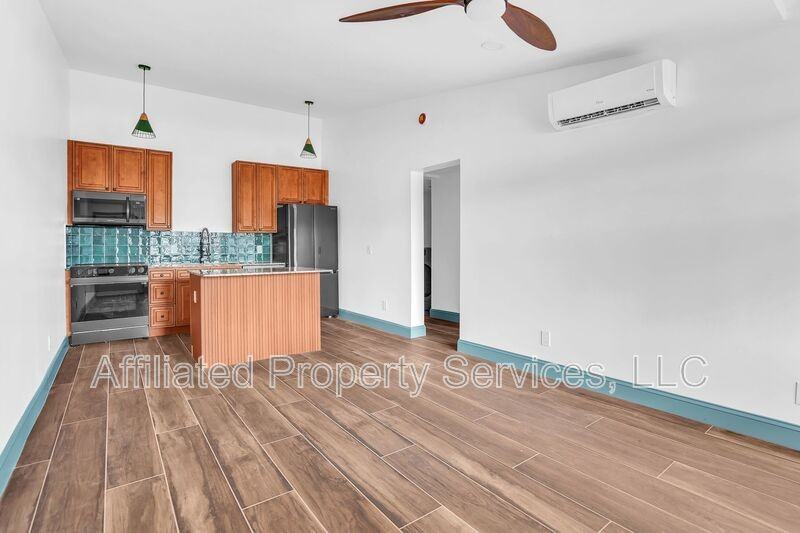 4011 36th Ct #6L - Photo 2 of 32