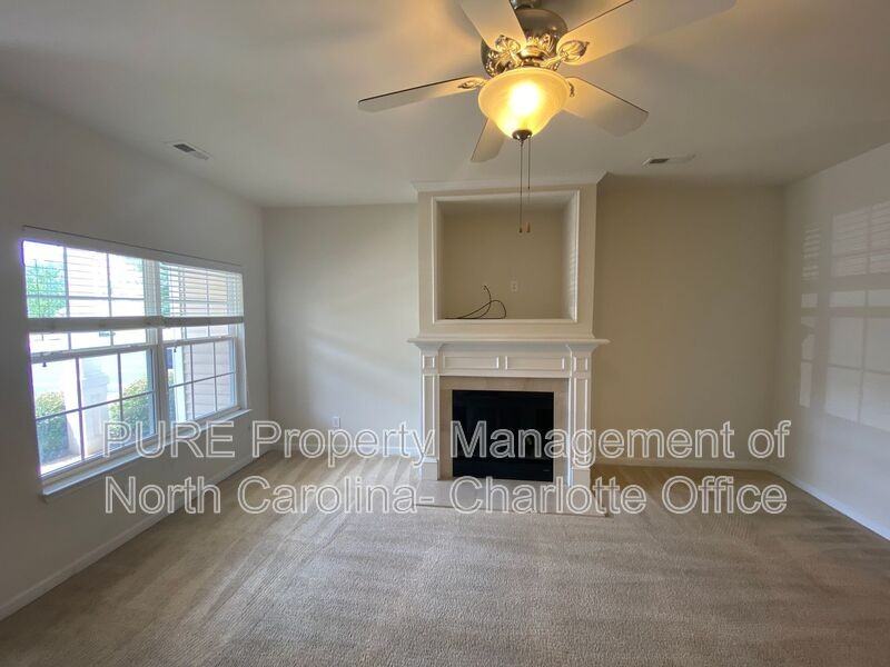 304 Hancock Union Ln - Photo 4 of 22