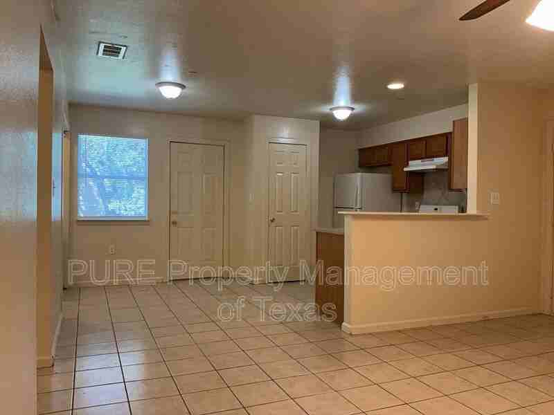 403 Hedgewood Dr #B - Photo 3 of 28