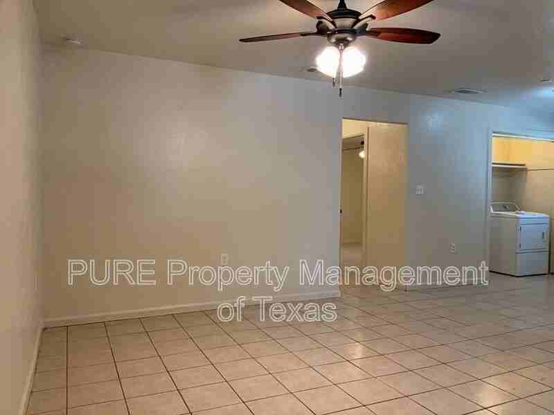 403 Hedgewood Dr #B - Photo 5 of 28