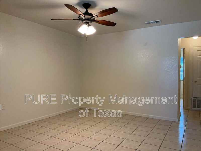 403 Hedgewood Dr #B - Photo 7 of 28