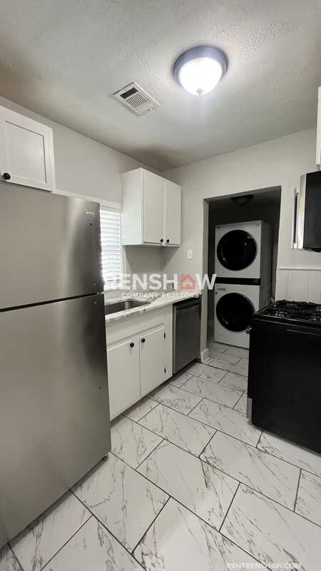 1868 Vollintine Ave - Photo 4 of 12