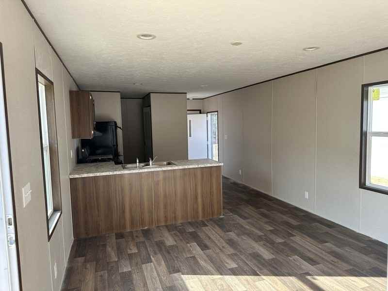 3525 E Elizabethtown Rd - Photo 2 of 4