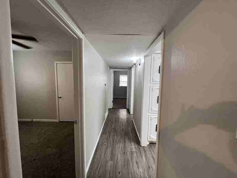 5507 45th St - Photo 6 of 21