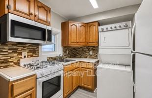 featured image of 1220 W Pratt St